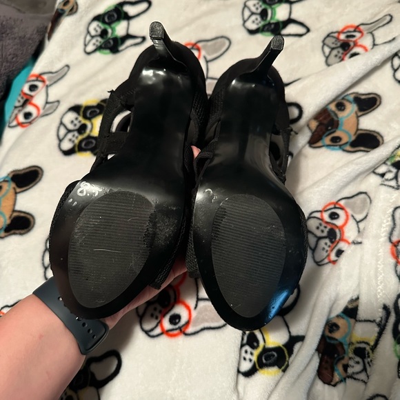 Steve Madden black Strappy high heel shoes - Picture 3 of 3